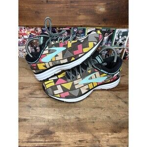 Size 8 - Brooks Revel Black/Pink Colorblock Geometric Womens Running Shoe